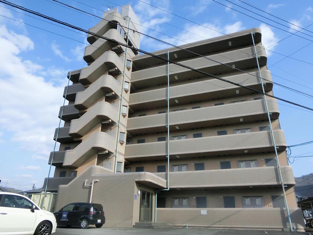 カーナ西田