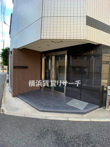 フロンティア横濱イースト