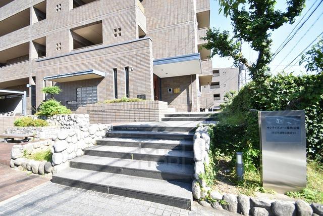 サンライズコート緑地公園A棟