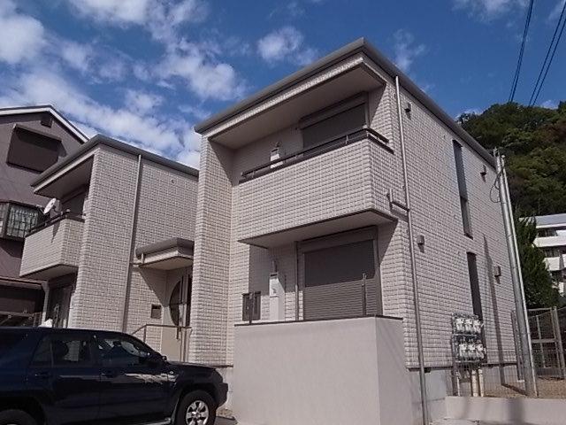 エスコート山根