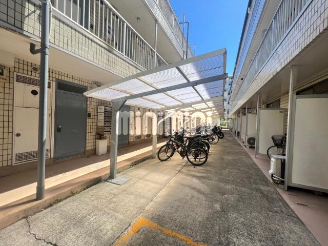 東京メトロ東西線 浦安駅(千葉) 徒歩10分 3階建 築38年