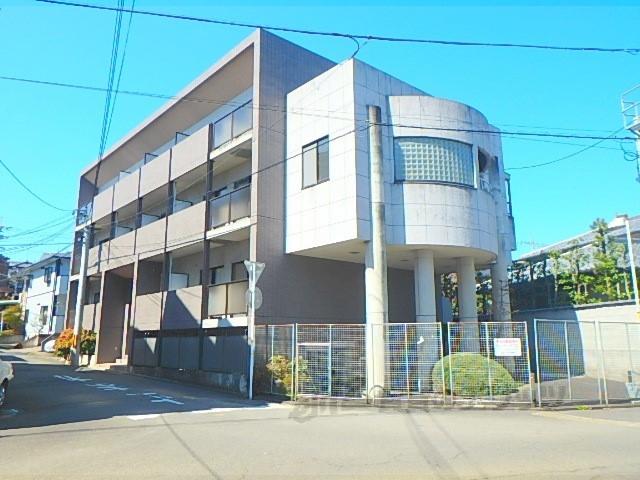 コアロード鷹ヶ峰