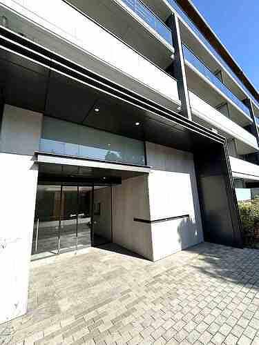 ASUKAYAMA RESIDENCE