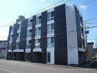 LARGE CASA西町