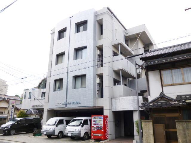 ROCKAURUMBLDG