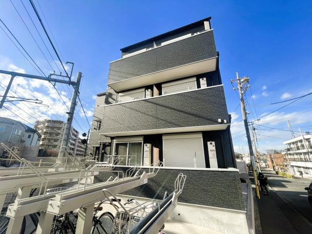 アジュール新秋津