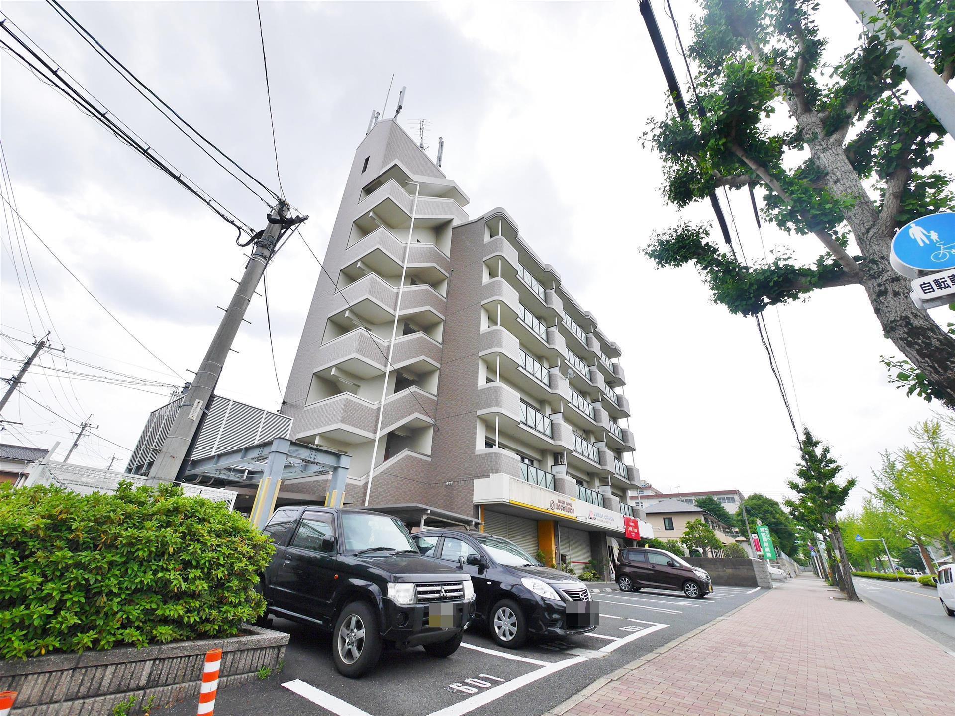 ファミール萩原