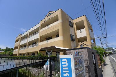 ロイヤルシャトー片山