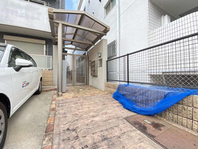 ファミール白壁