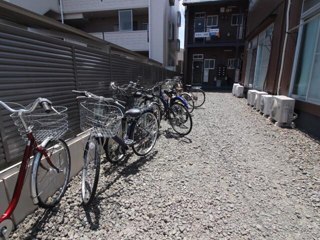 美徳十三番館