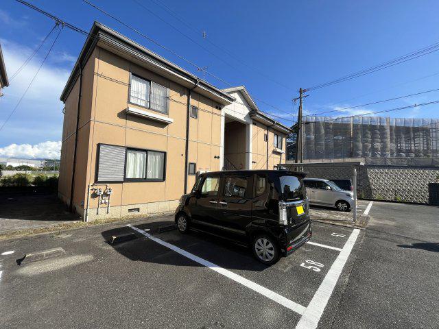 ラフォーンヴィラ F棟
