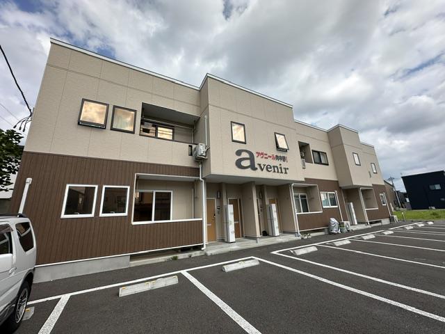 アヴニール向中野I