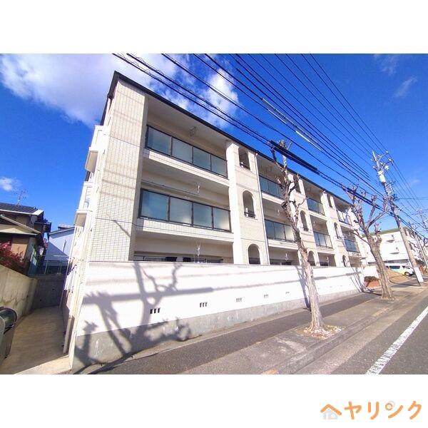 メゾン貴船A棟