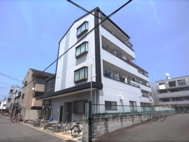 フォレスト深草