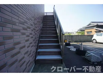 ビリオネア秋山C(1DK/2階)の外観写真