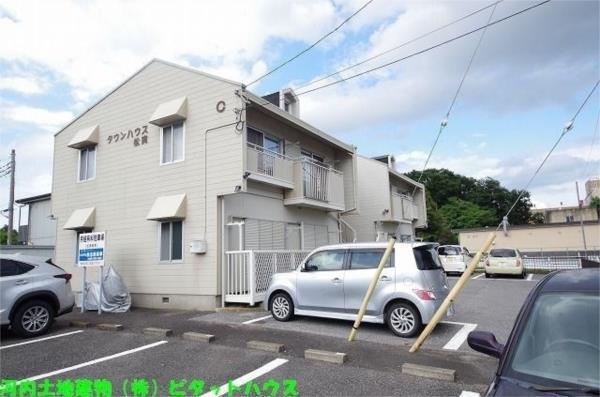 タウンハウス松実C