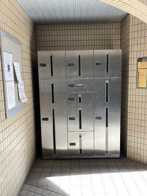 クレスト和泉