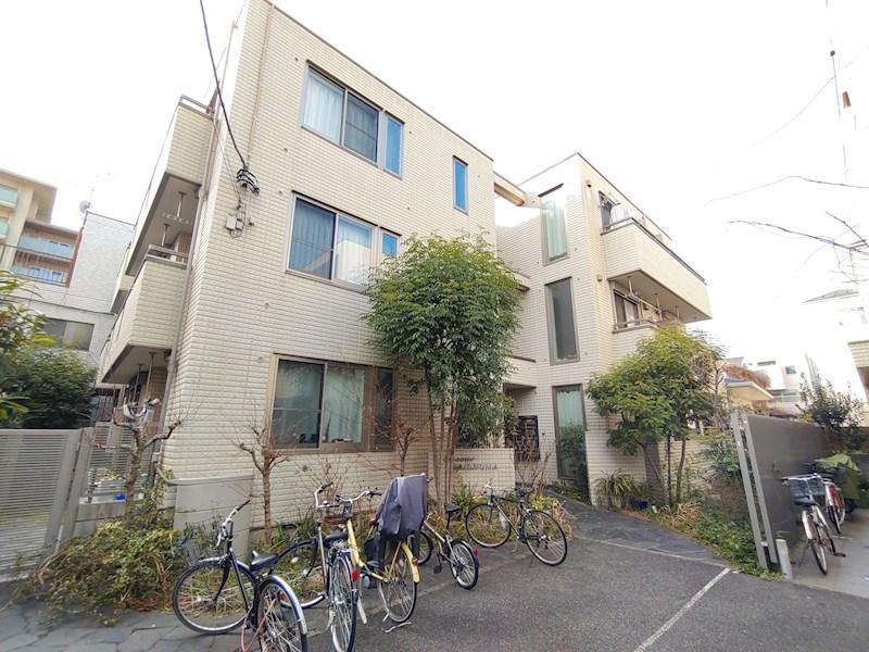LA COUR HASUNUMA