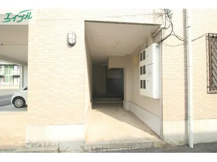 メゾンAKI(2K/1階)の外観写真