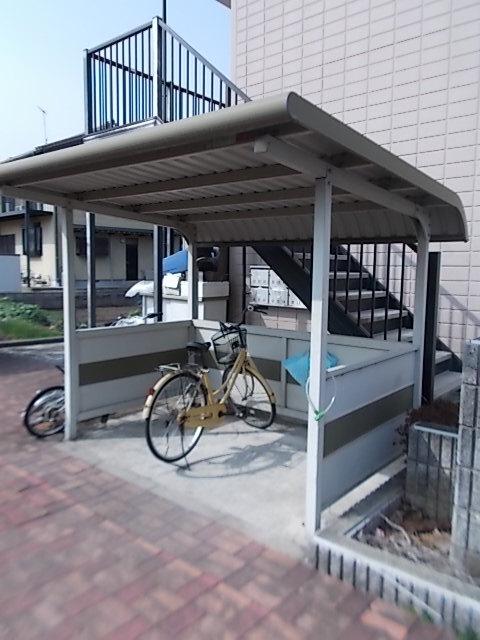 クレスト栄