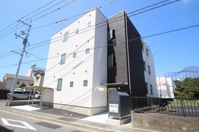 LED矢賀駅前