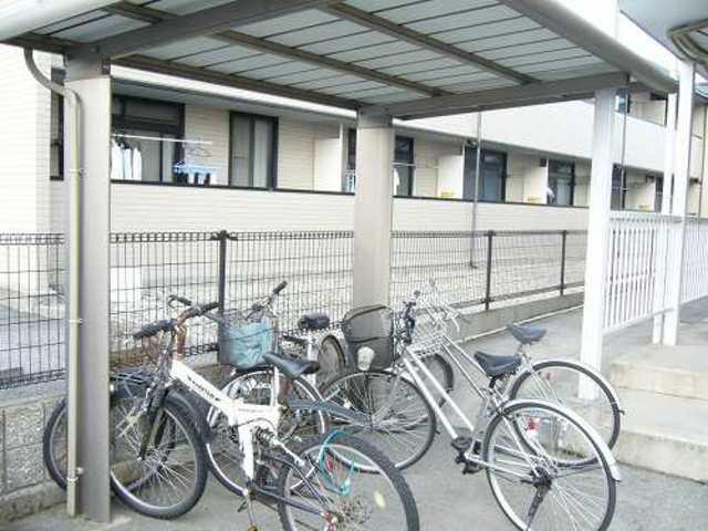 レオパレスFAMILLE
