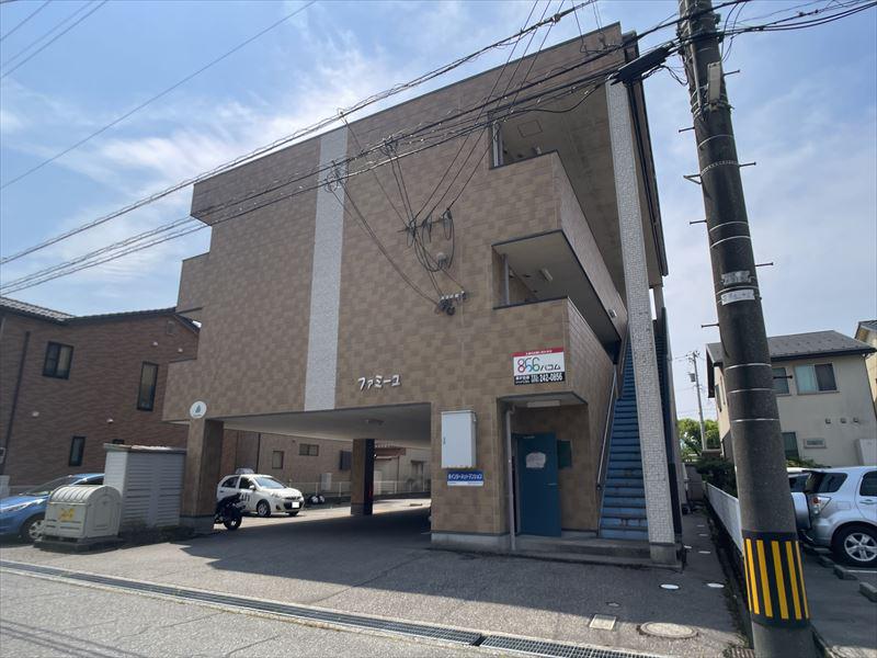 ファミーユ(1K/2階)