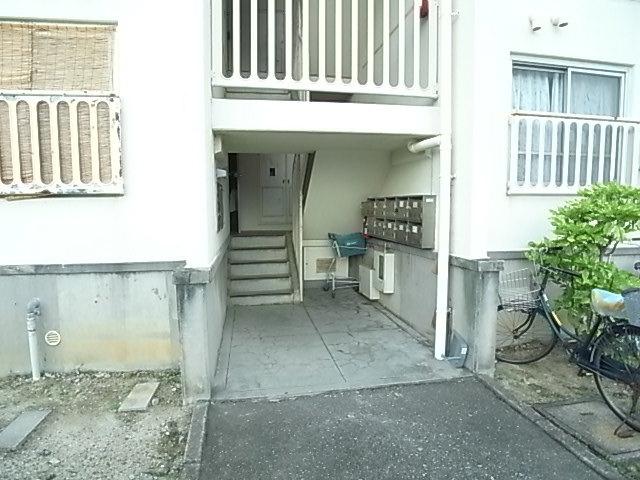 伊丹池尻