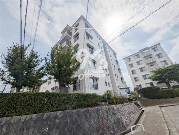 高倉台10団地52号棟