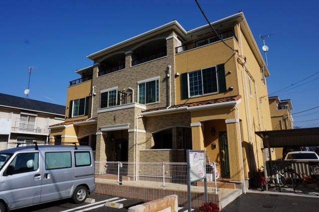 ライカム壱番館