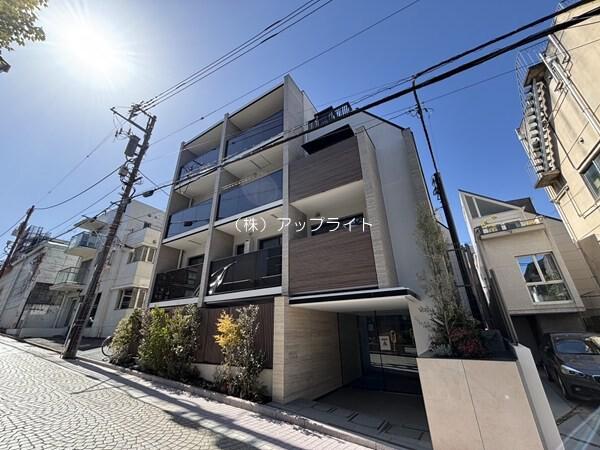 ORME COURT YOTSUYA