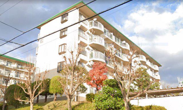 名谷19団地82号棟