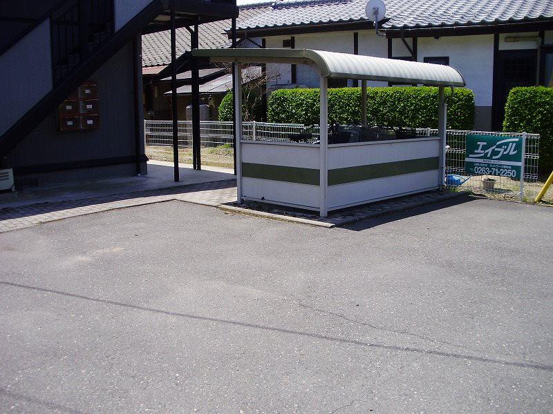 ハイツサンライフ