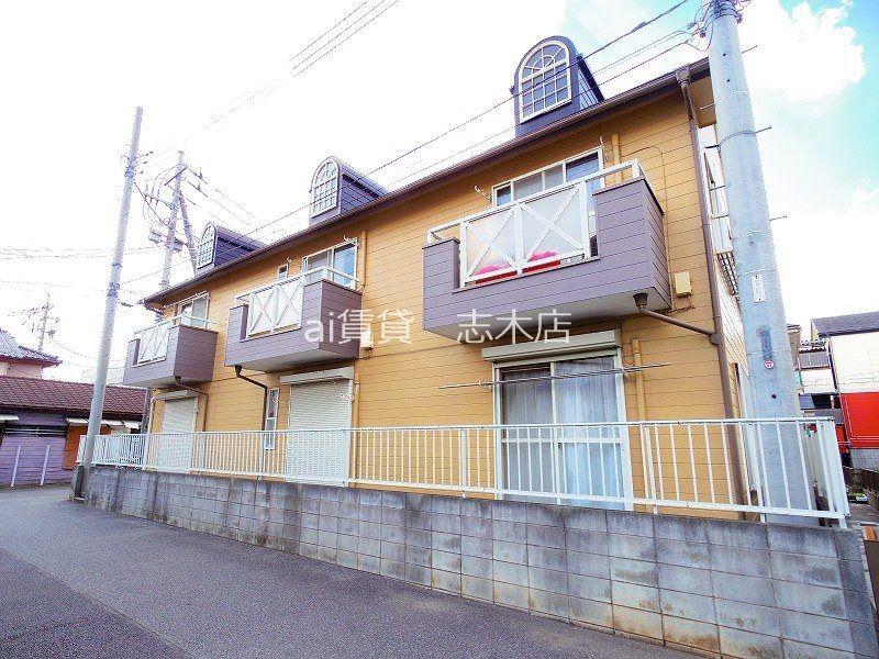 ロイヤルハイツD棟