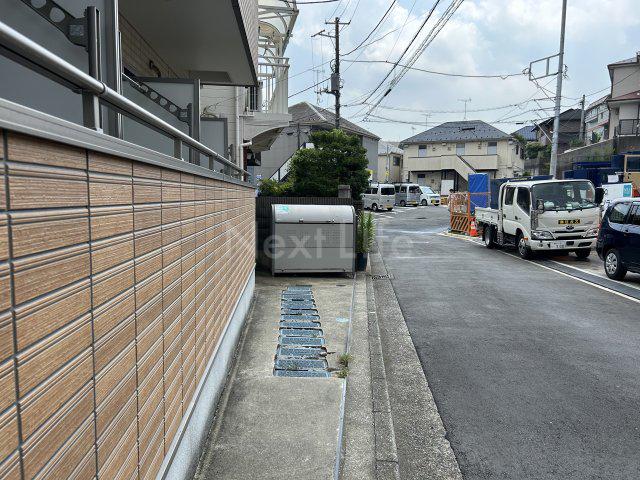 東急東横線 白楽駅 徒歩2分 3階建 築11年