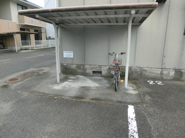 ハイツラポールB