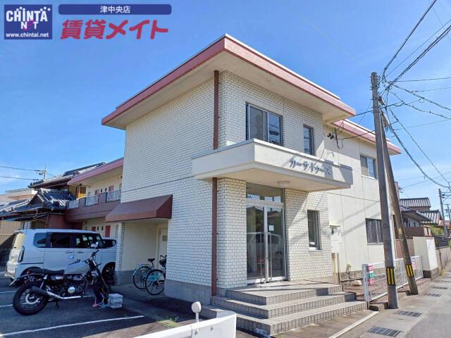 カーサドゥーズ