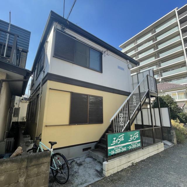 ファミーユ美原