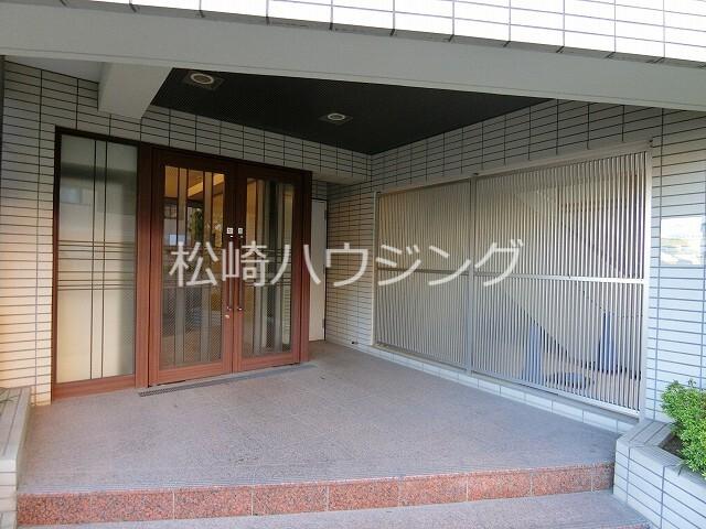 ファインクレスト新井