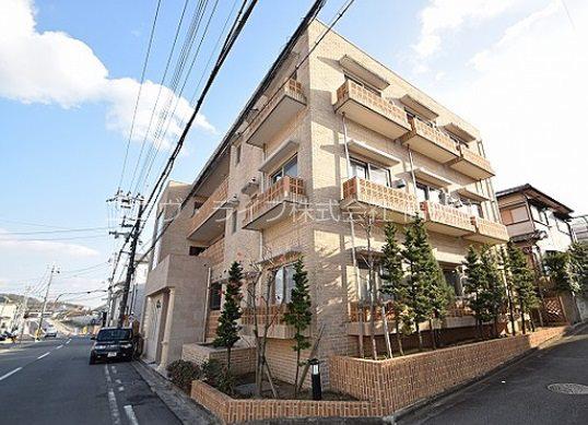 シャルル日吉台
