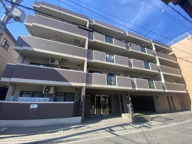 ファミーユ西田辺