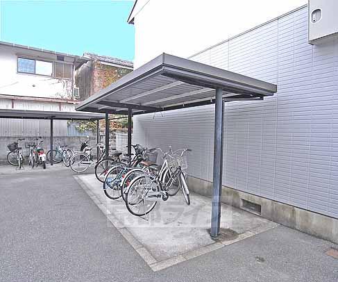 ラフィネ北白川