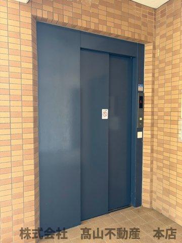 シーシャイン宮司