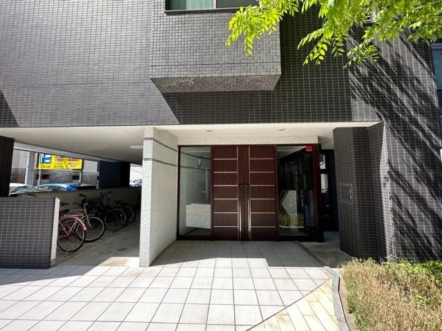 GRAMERCY JUSO-HIGASHI 3RD