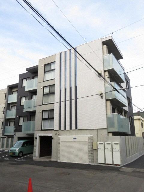 PREMIER RESIDENCE