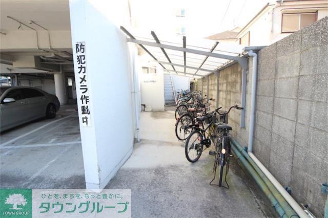 日新マンション