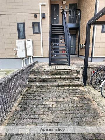 エルマーナA棟