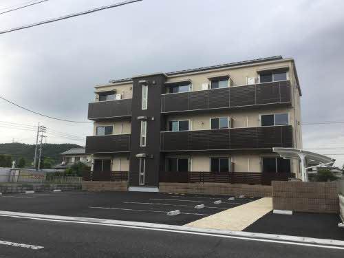 ヴィーナスコート 西崎