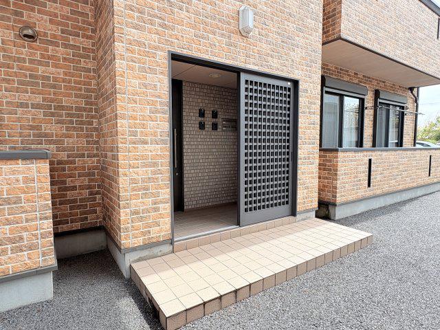 ロイヤルハイツ C棟