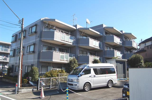 ロイヤル二俣川C